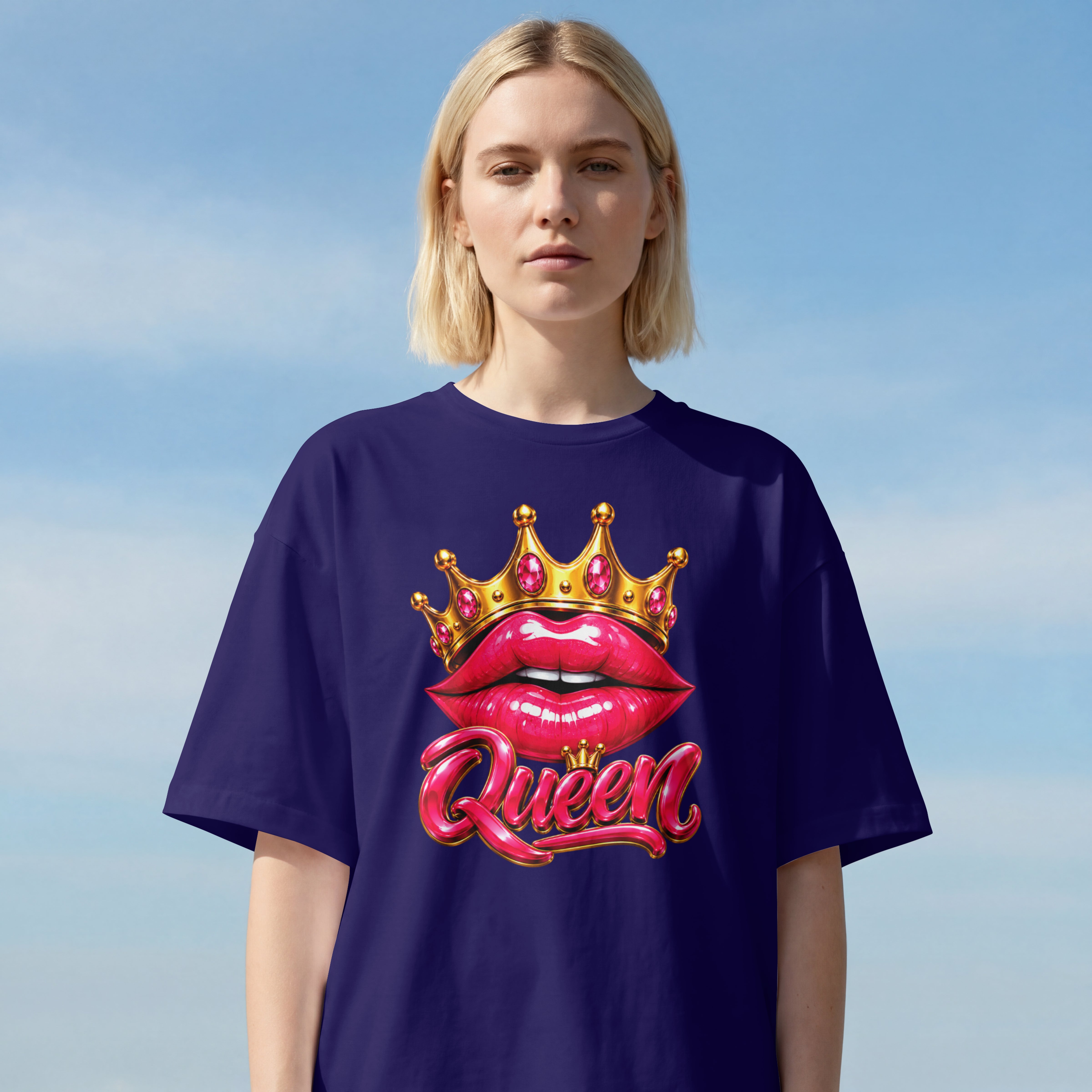 WOMENS TRENDING OVERSIZED T SHIRT - QUEEN