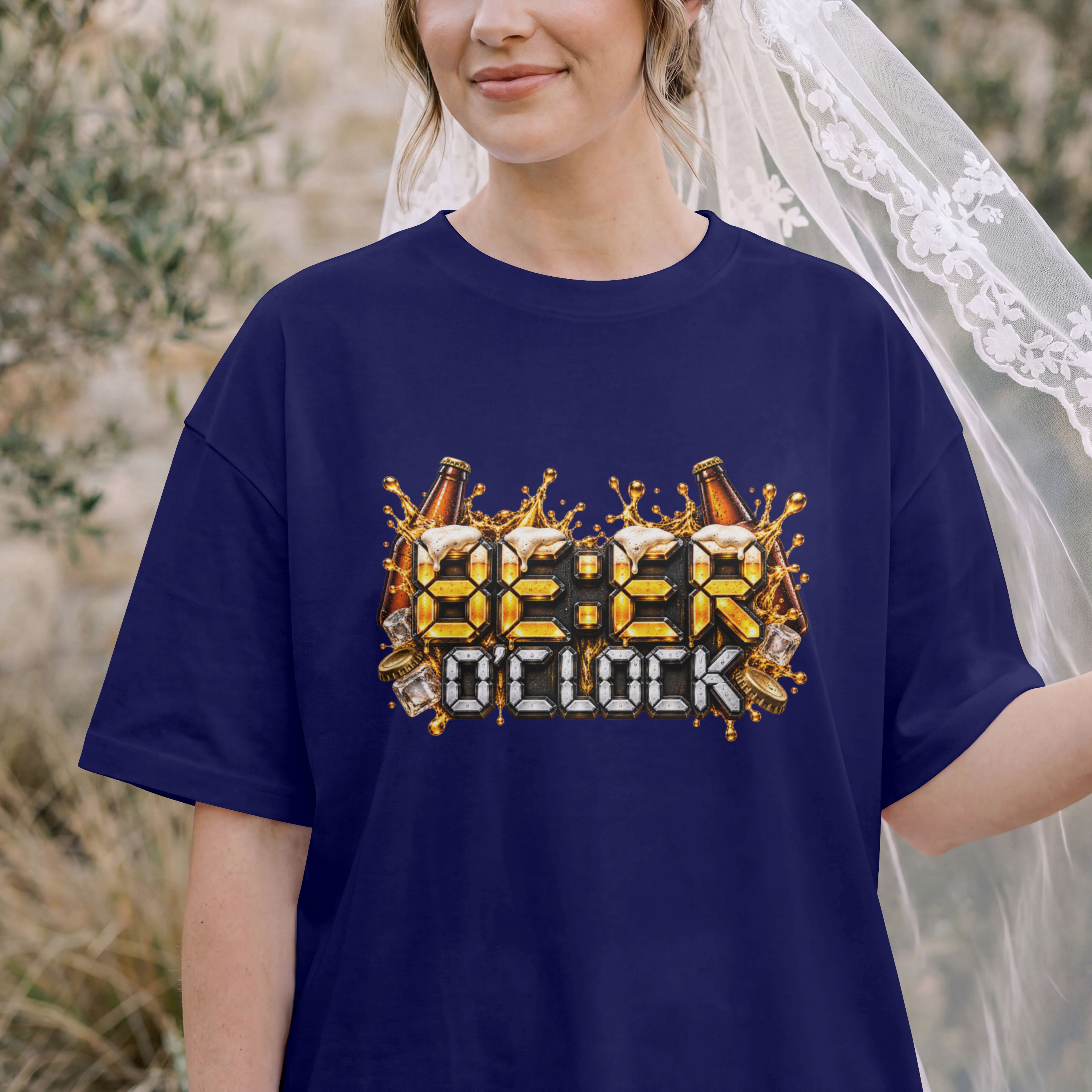 UNISEX WEEKEND STYLE OVERSIZED T SHIRT - BEER O CLOCK