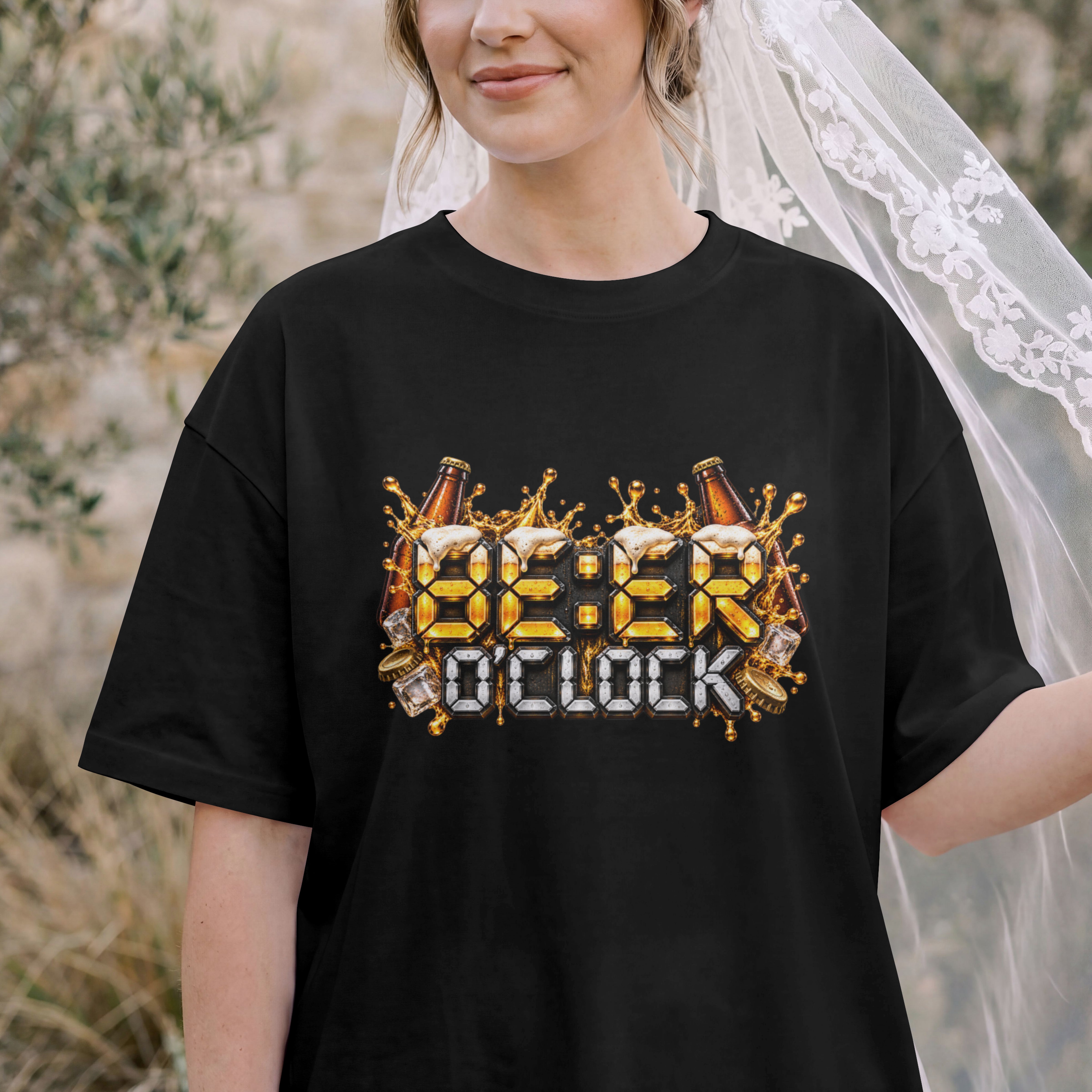 UNISEX WEEKEND STYLE OVERSIZED T SHIRT - BEER O CLOCK