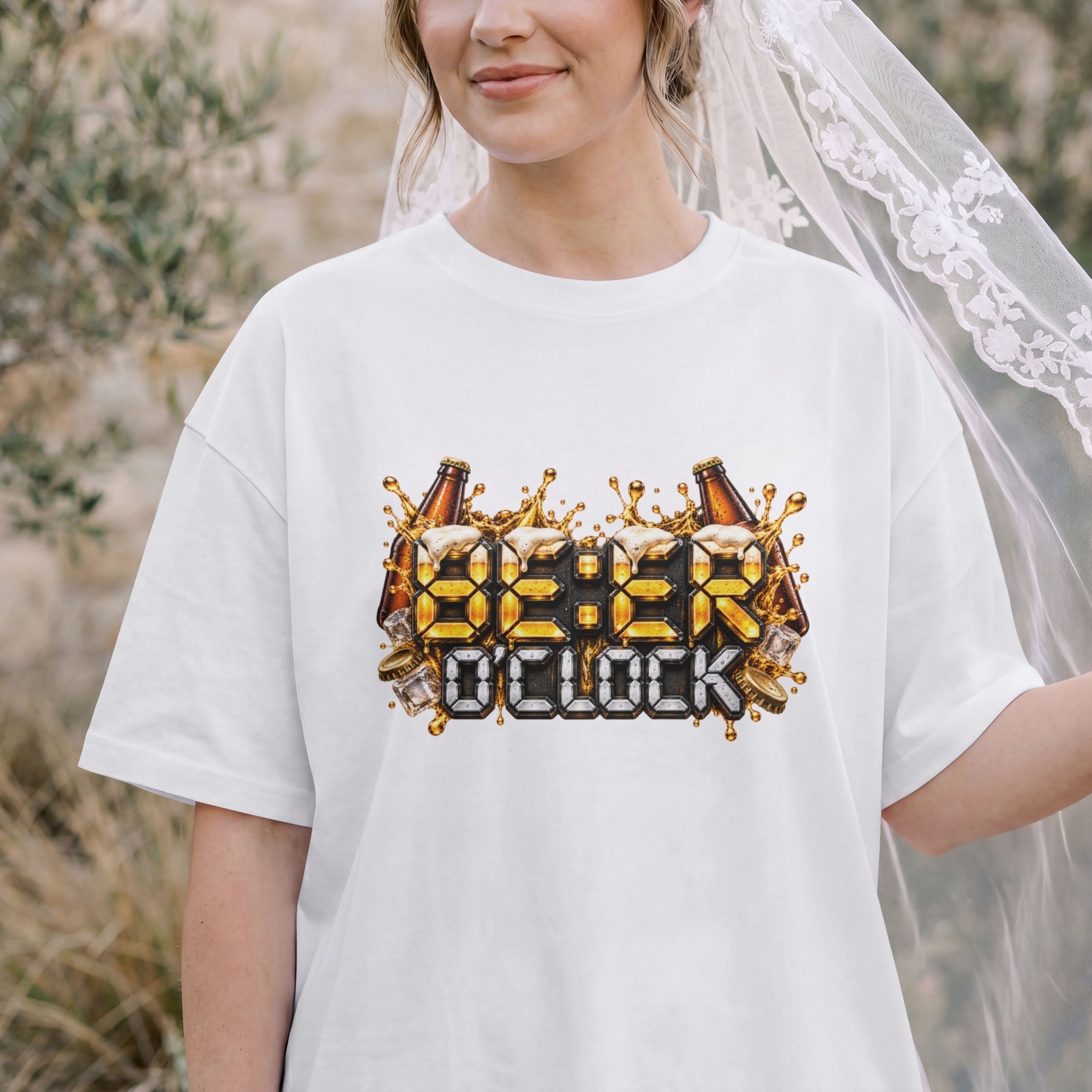 UNISEX WEEKEND STYLE OVERSIZED T SHIRT - BEER O CLOCK
